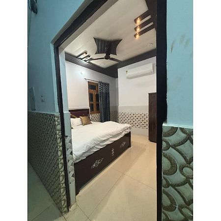 Rudra Inn Ayodhya Exteriér fotografie